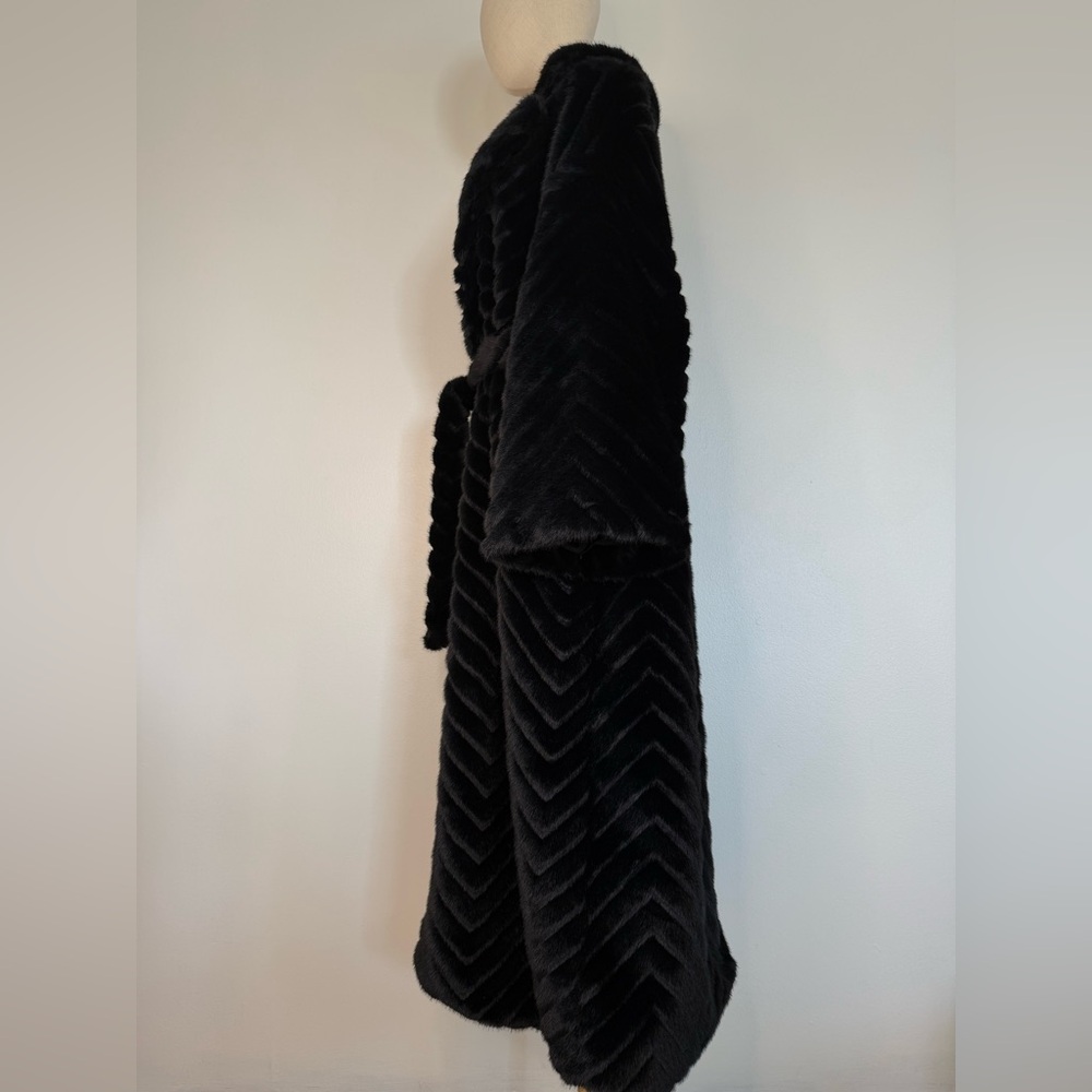 Long Black Faux Fur Coat L/XL Belted Full Length Luxury Statement Winter Coat - Picture 8 of 10